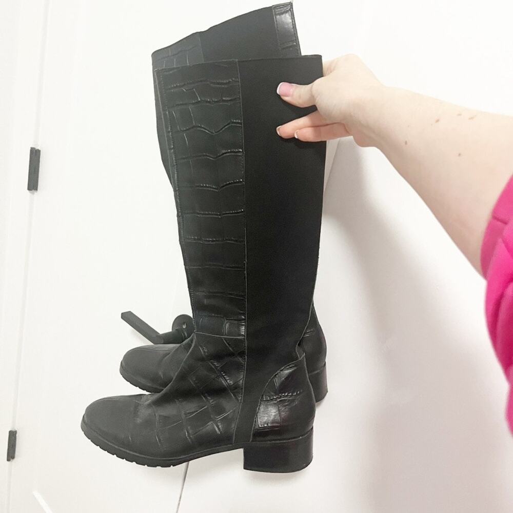 Donald Pliner Black Croc Embossed Boxer Boots Size 10